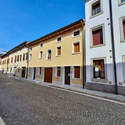 VILLASCHIERA CON GIARDINO: eleganza, storia e qualità superiore! Sesto al Reghena