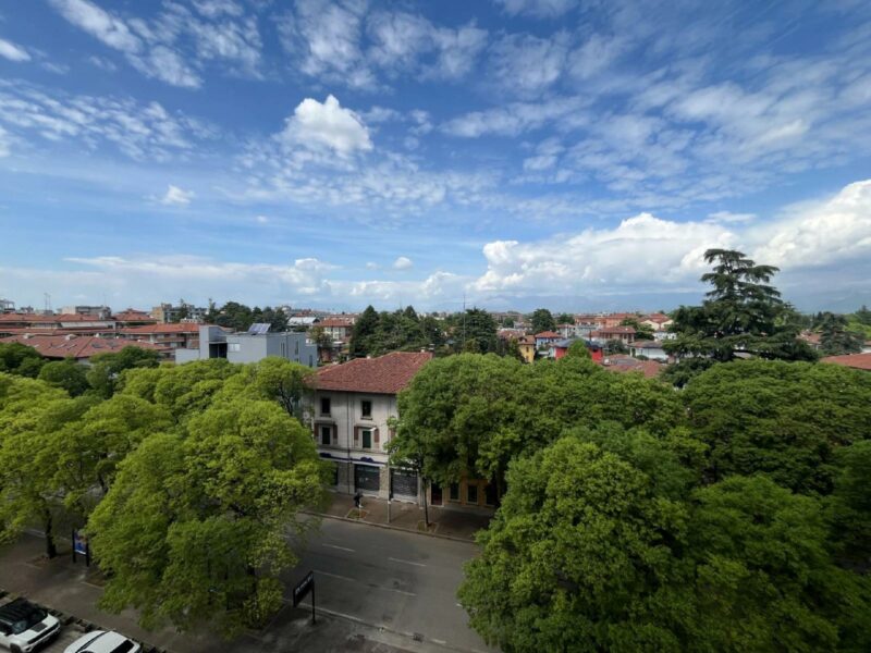 RESIDENCE ARGENTEA:  ACCOGLIENTE APPARTAMENTO RICCO DI SERVIZI! Udine