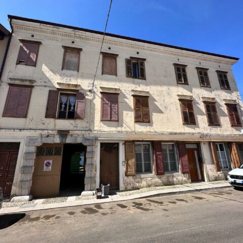 COMPLESSO IMMOBILIARE DA RISTRUTTURARE – UN’OTTIMA OPERAZIONE DI RIVENDITA Cormons