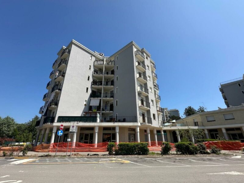 MARINA JULIA: APPARTAMENTO BICAMERE CON TERRAZZO DI BEN 50 mq !!! Monfalcone