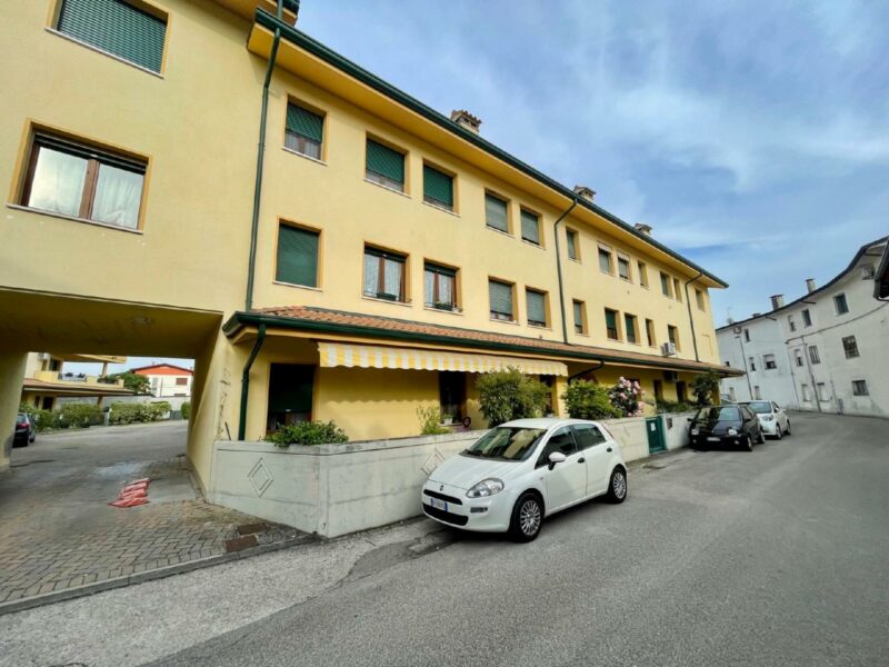 Luminoso appartamento bicamere in centro a Muzzana Muzzana del Turgnano