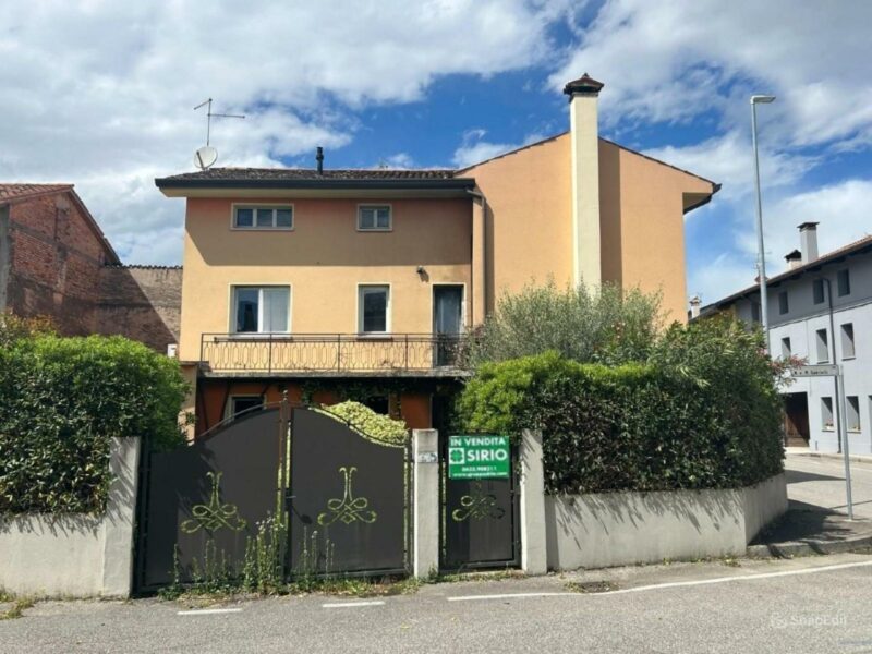 OPPORTUNITà! CASA A SCHIERA TRICAMERE DA RISTRUTTURARE Codroipo