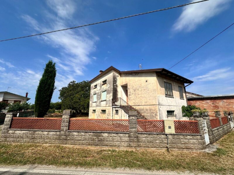 CASA INDIPENDENTE CON GIARDINO Romans d’Isonzo
