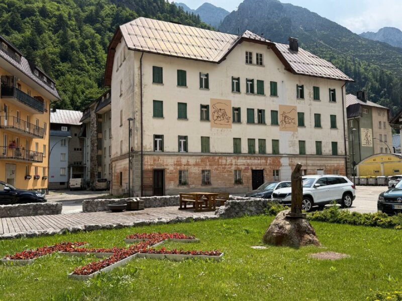 Appartamento luminoso con grandi spazi e soffitti alti Tarvisio