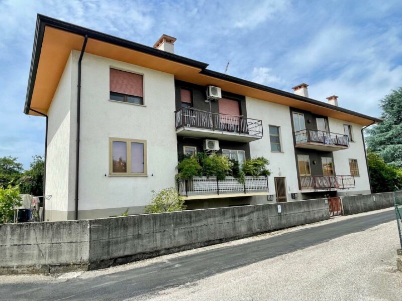 TRICAMERE IN QUADRIFAMILIARE Campoformido