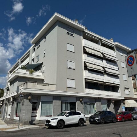 INTROVABILE APPARTAMENTO ULTIMO PIANO DI GENEROSE METRATURE CON VISTA PANORAMICA Monfalcone