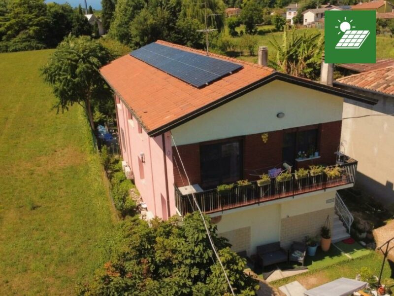 Appartamento bicamere ristrutturato con giardino privato e fotovoltaico San Michele al Tagliamento