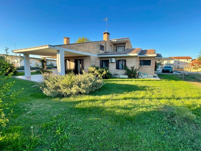 VILLA INDIPENDENTE SU PIANO UNICO CON AMPIO GIARDINO Muzzana del Turgnano