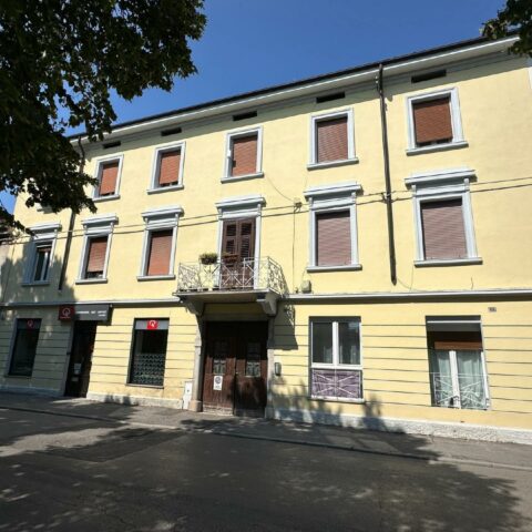 SPAZIOSO BILOCALE CON POSTO AUTO DI PROPRIETA’ E BASSE SPESE DI GESTIONE! Gorizia
