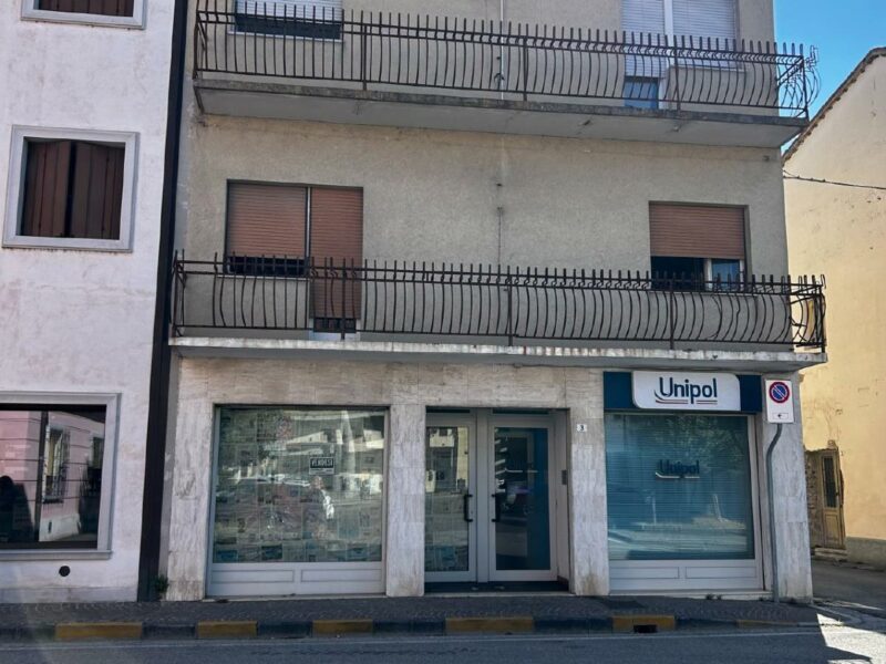 NEGOZIO IN ZONA CENTRALISSIMA San Giorgio di Nogaro