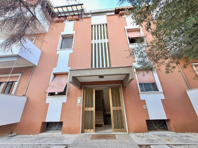 ULTIMO PIANO QUADRIESPOSTO E CON QUATTRO TERRAZZE Pordenone