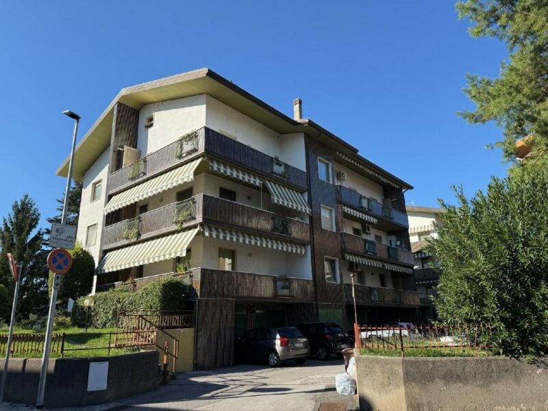 ELEGANTE E SPAZIOSO BICAMERE CON TERRAZZO, GRANDE CANTINA E GARAGE Monfalcone