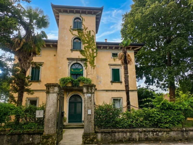 RAFFINATO APPARTAMENTO IN VILLA D’EPOCA Bagnaria Arsa
