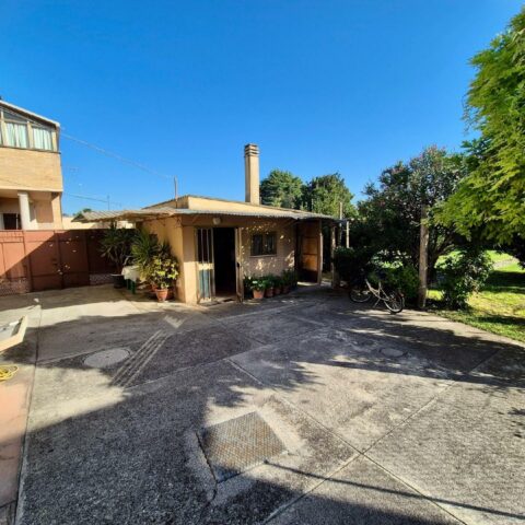 LA CASA IDEALE PER LA FAMIGLIA: 4 CAMERE E 550 MQ DI GIARDINO! Codroipo