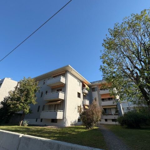 Tricamere, biservizi e tre terrazzi: ideale per la famiglia! Udine