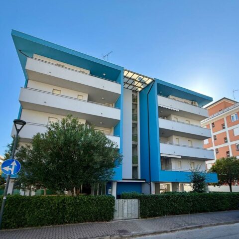 Appartamento bilocale terrazzato con posto auto Bibione