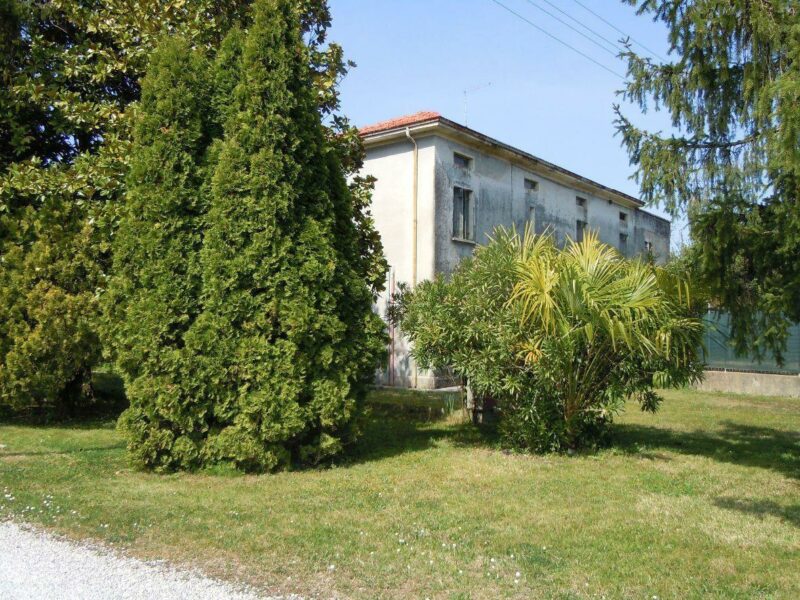 Villa tricamere con giardino Fiume Veneto